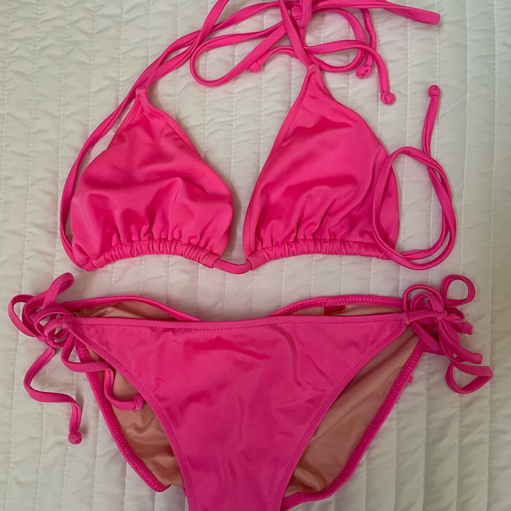 Like new, Doll swim suit top and bottom